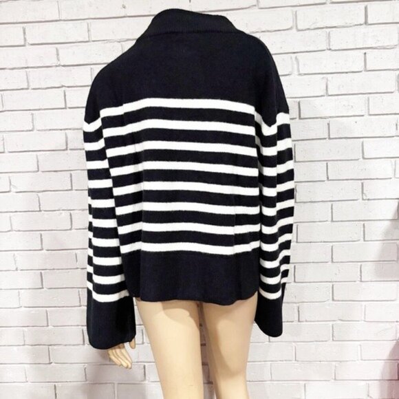 J.Crew Women’s Chunky crewneck sweater in Supersoft yarn - Size Large - Picture 16 of 16